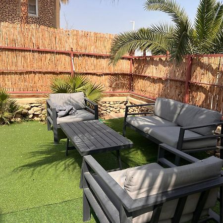 Kingdom Of The Dead Sea Crown Group Collection Apartment Neve Zohar Bagian luar foto