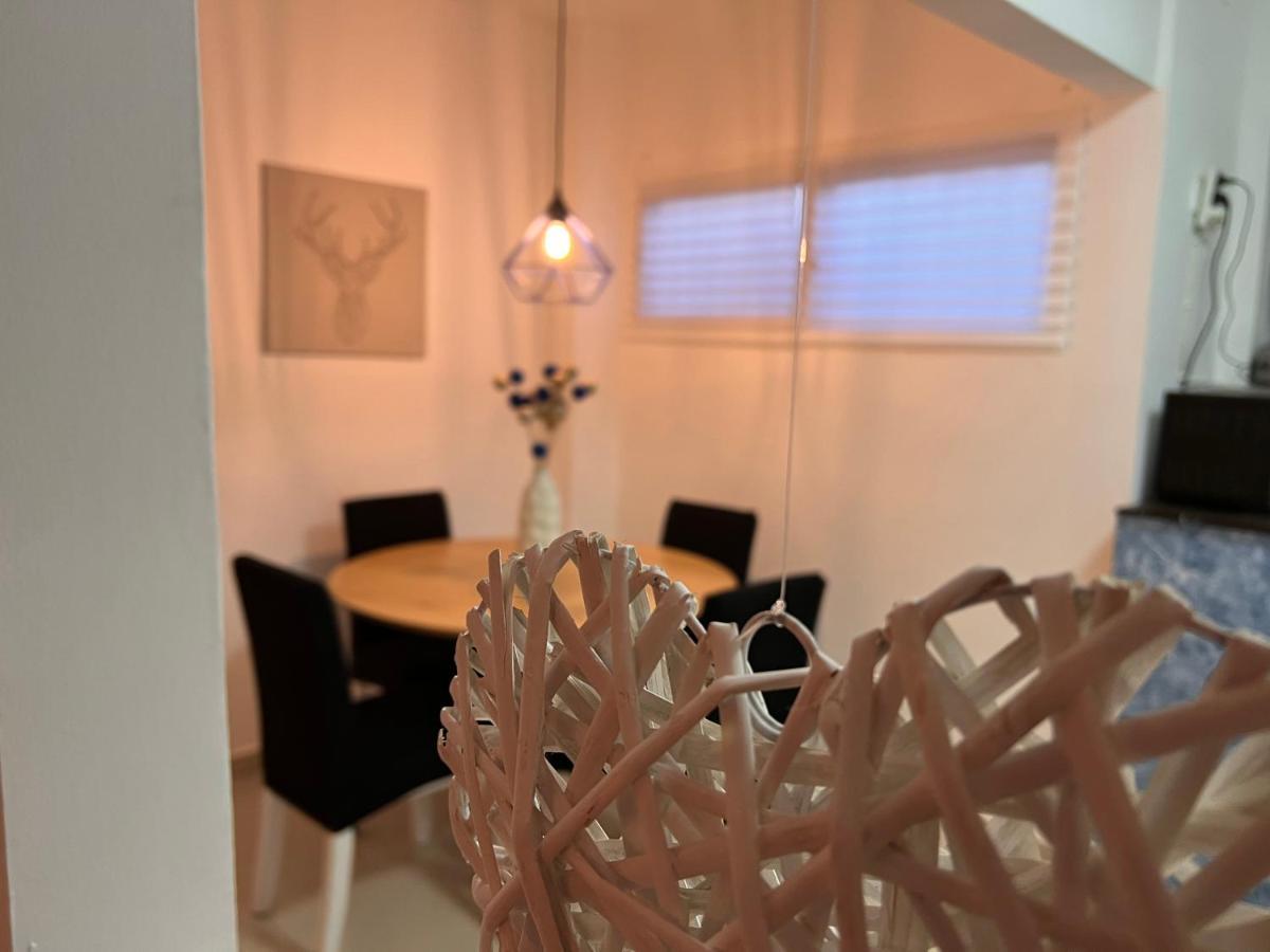 Kingdom Of The Dead Sea Crown Group Collection Apartment Neve Zohar Bagian luar foto