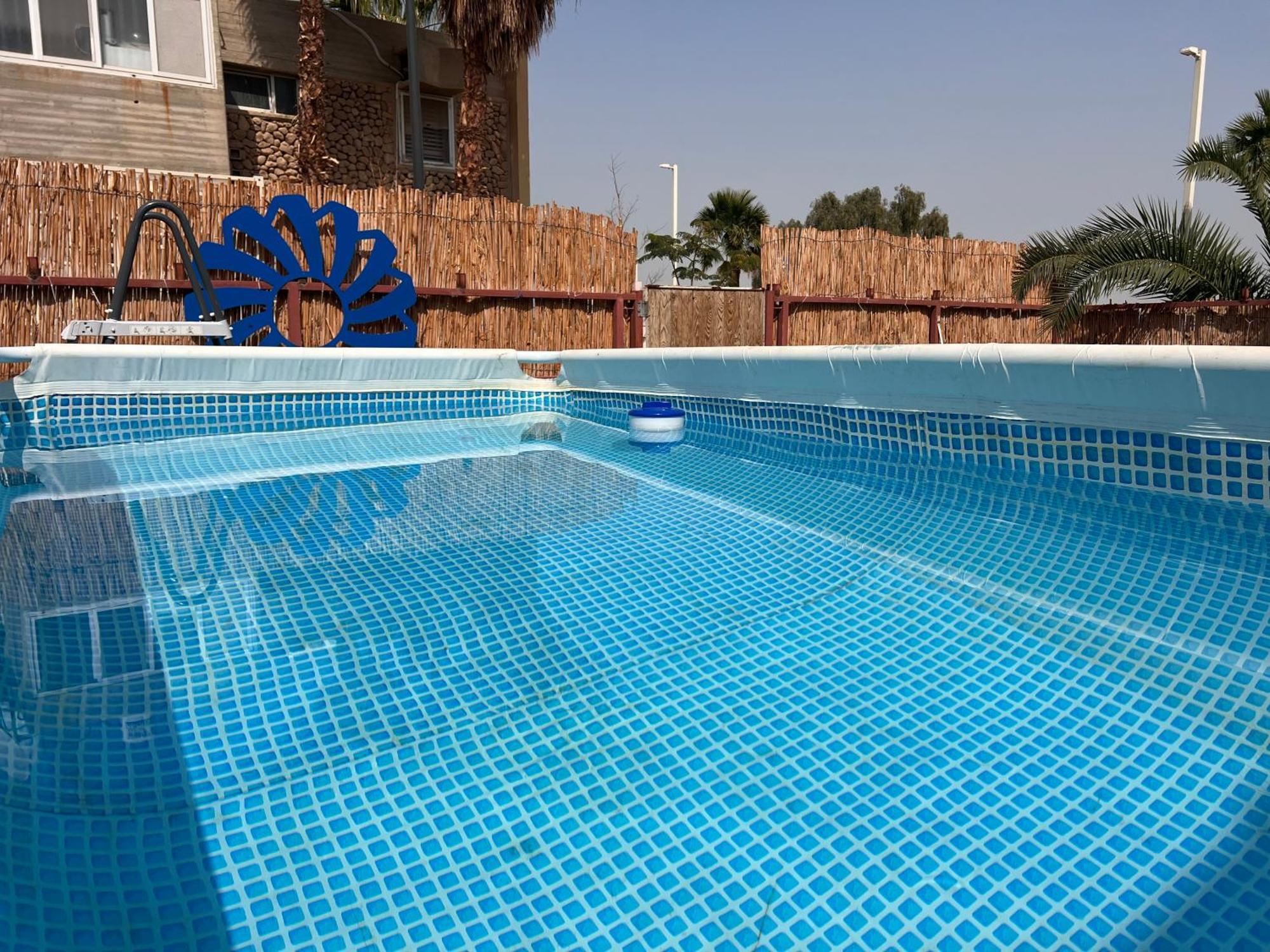 Kingdom Of The Dead Sea Crown Group Collection Apartment Neve Zohar Bagian luar foto